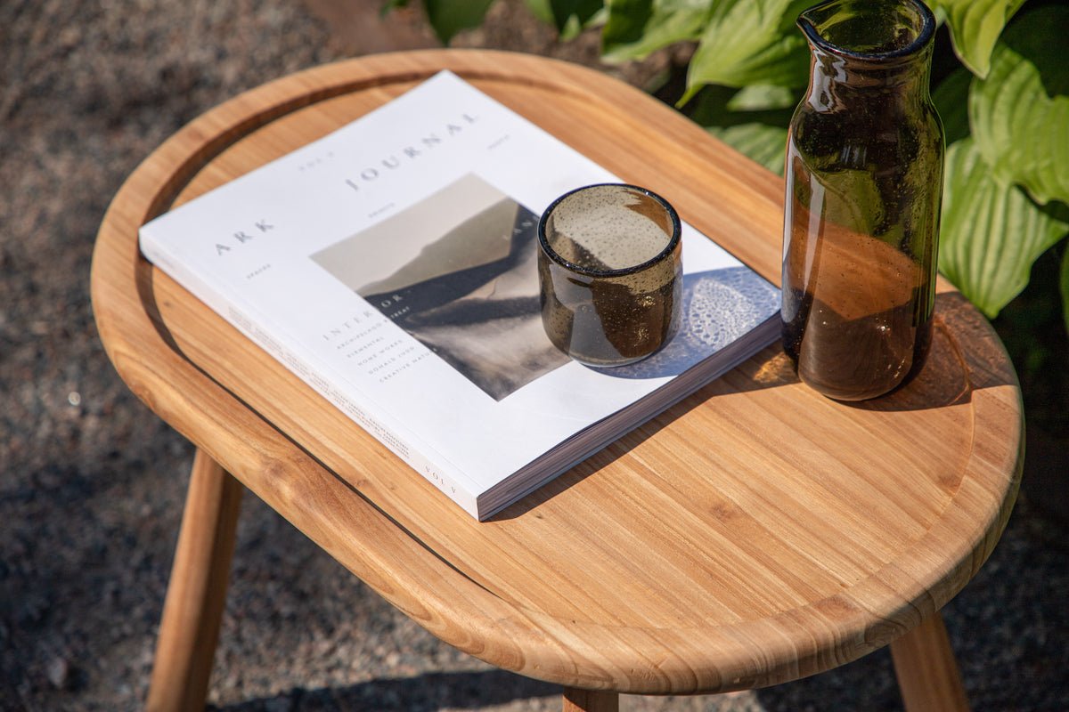 Tuin tafel Maji - een bijzettafel in ovale vorm van teakhout