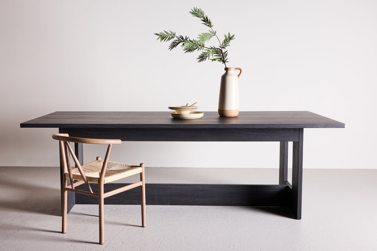 Eettafel Tully - een rechthoekige eettafel in elegant Zwart