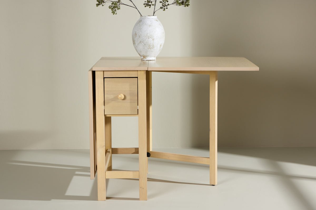 Eettafel Martha - rechthoekige uitschuifbare eettafel gebeitst