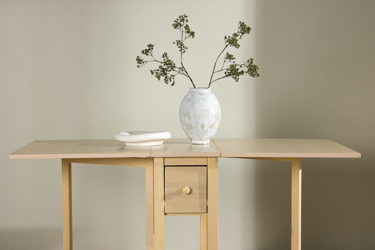 Eettafel Martha - rechthoekige uitschuifbare eettafel gebeitst