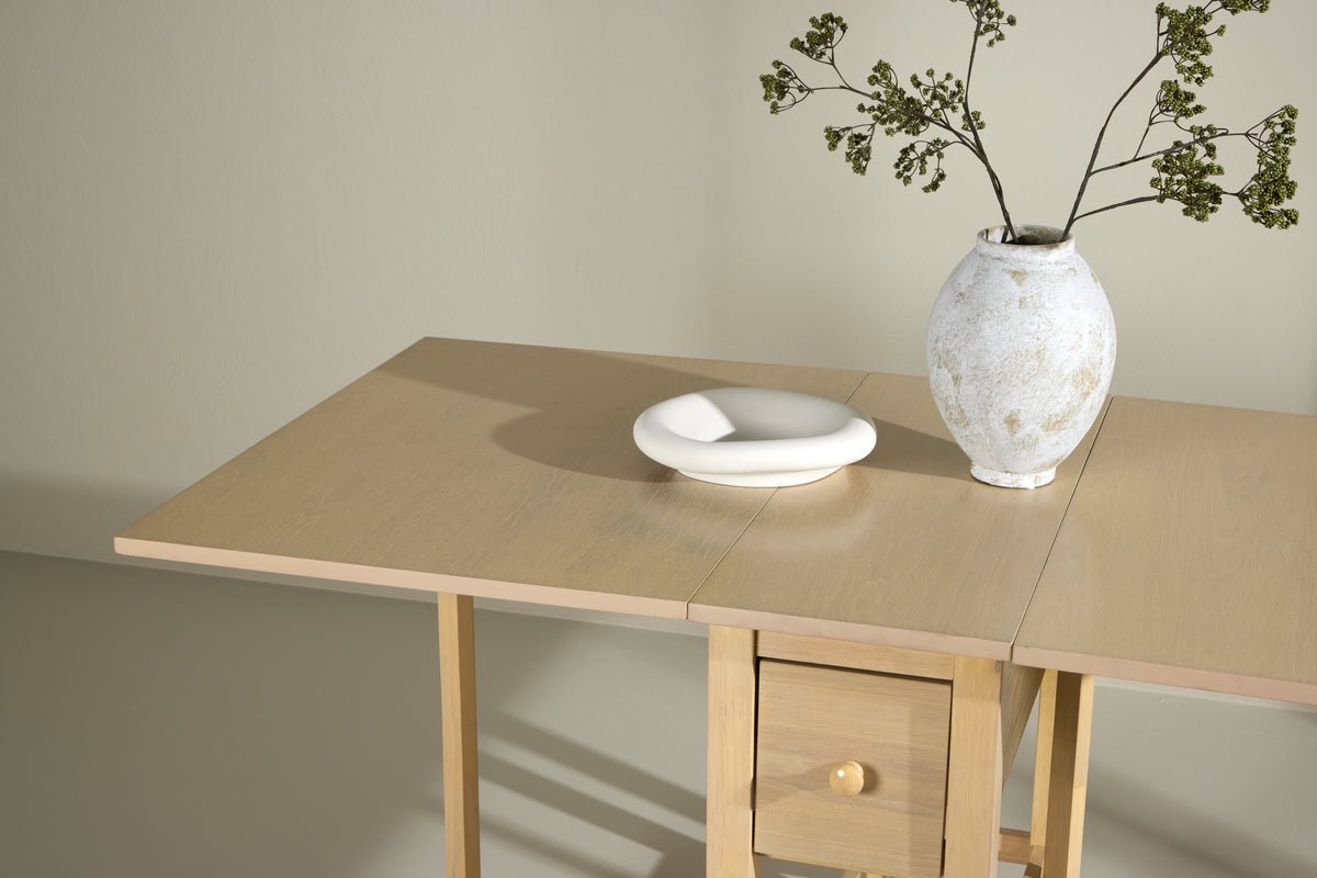 Eettafel Martha - rechthoekige uitschuifbare eettafel gebeitst