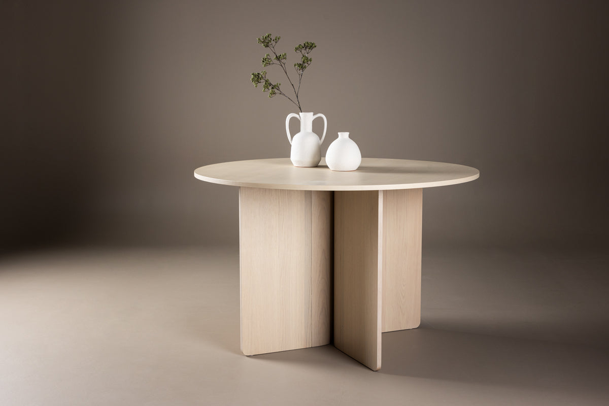 Eettafel Isola - in harmonieus design met elegante toets