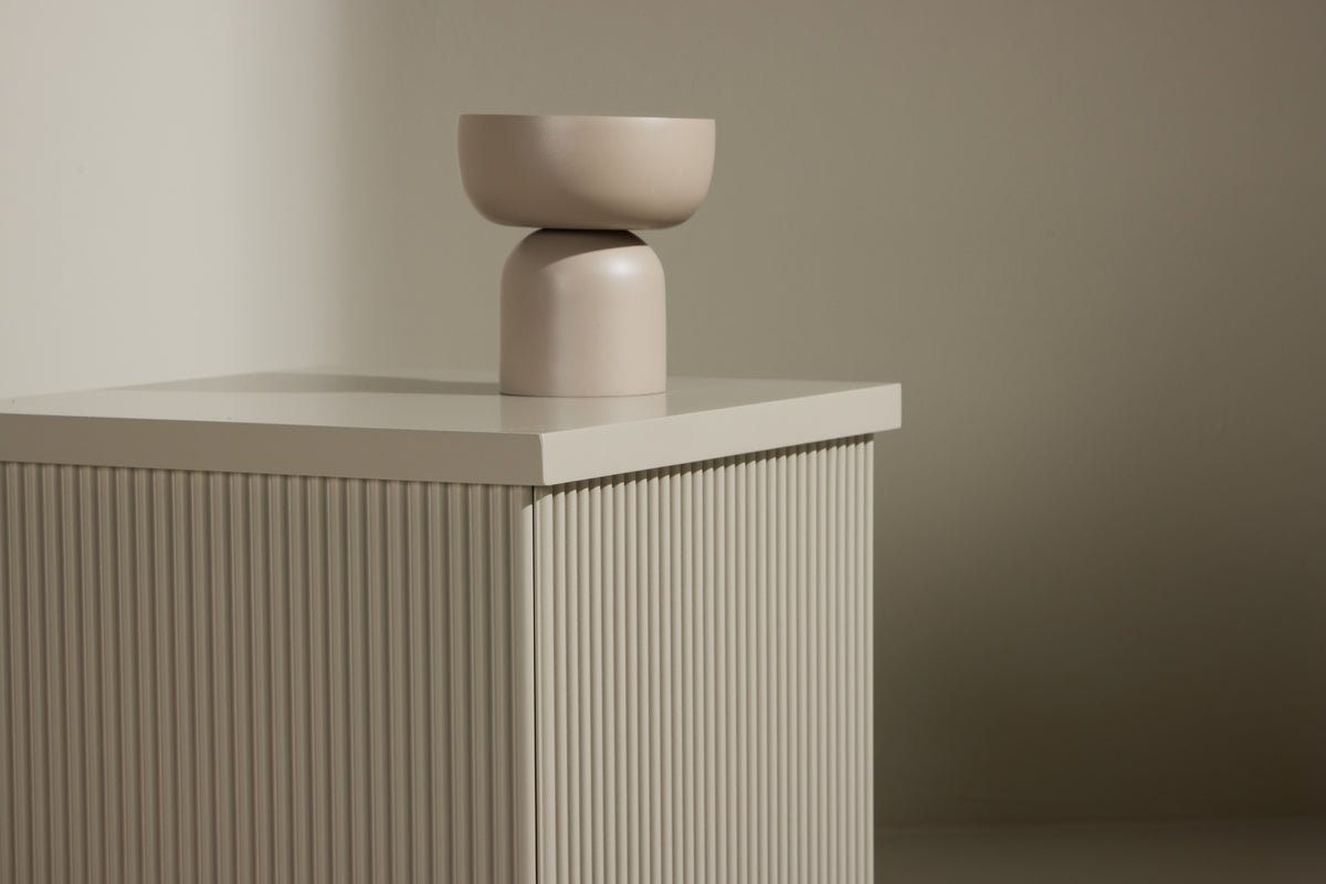 Bijzettafel Alvero – in beige ribbeloptiek