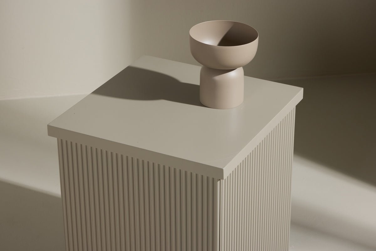 Bijzettafel Alvero – in beige ribbeloptiek