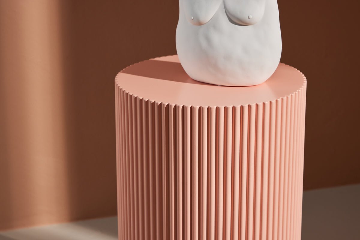 Bijzettafel Elvira – modern design in drie kleuren