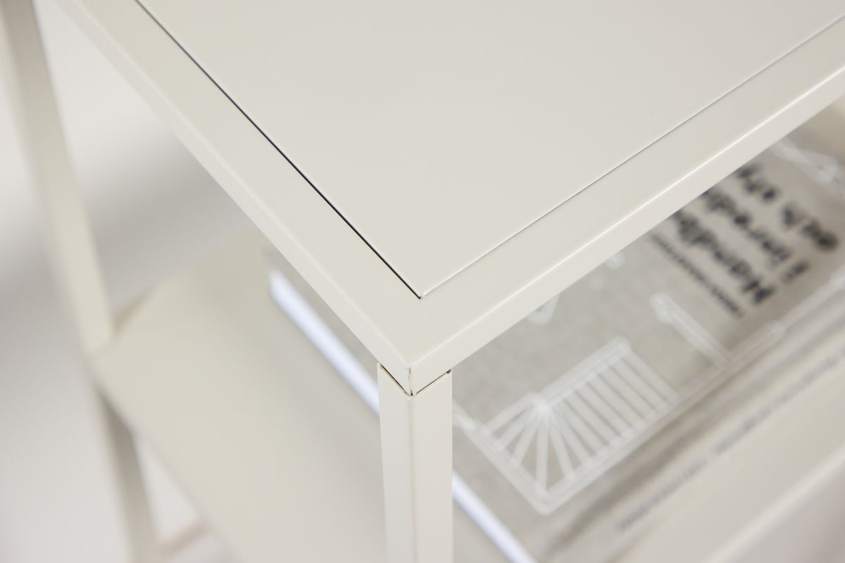 Bijzettafel Lenny – in zachte beige tint