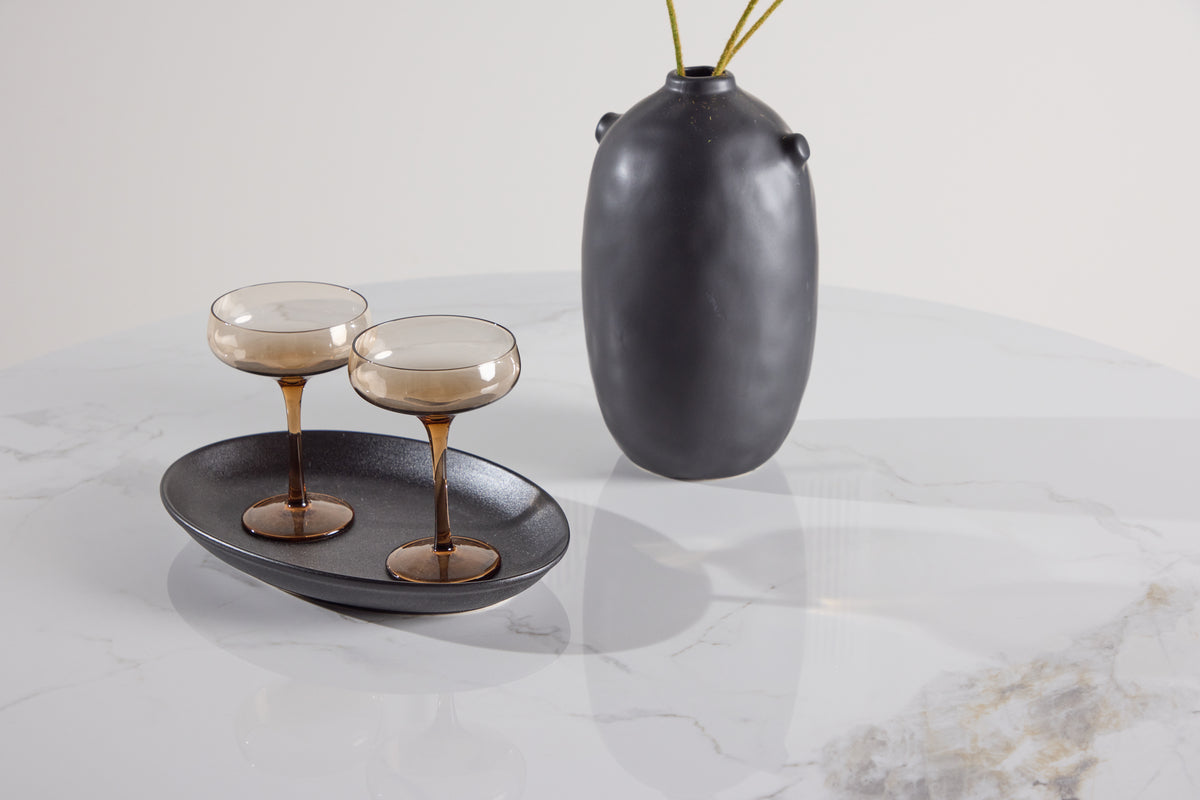 Eettafel Maris - van gesinterd steen in beige marmerlook