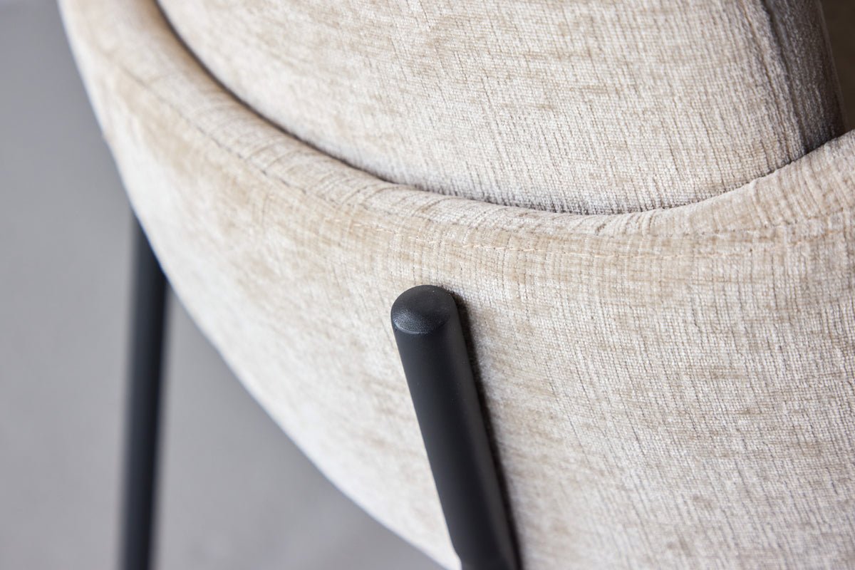 2-delige set - Stoel Hendrix Scandinavisch met zwarte stalen poten