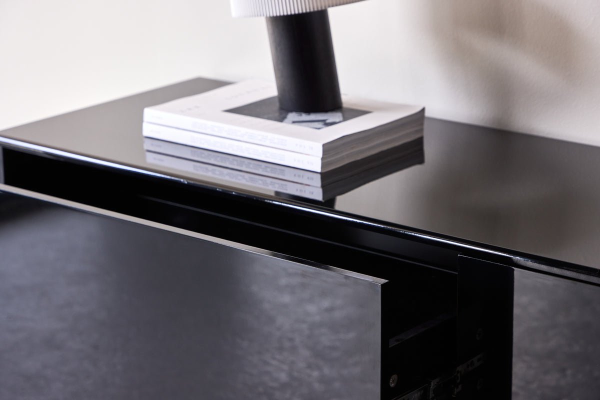 Designer TV-Lowboard Noirra – zwevend design in Zwart