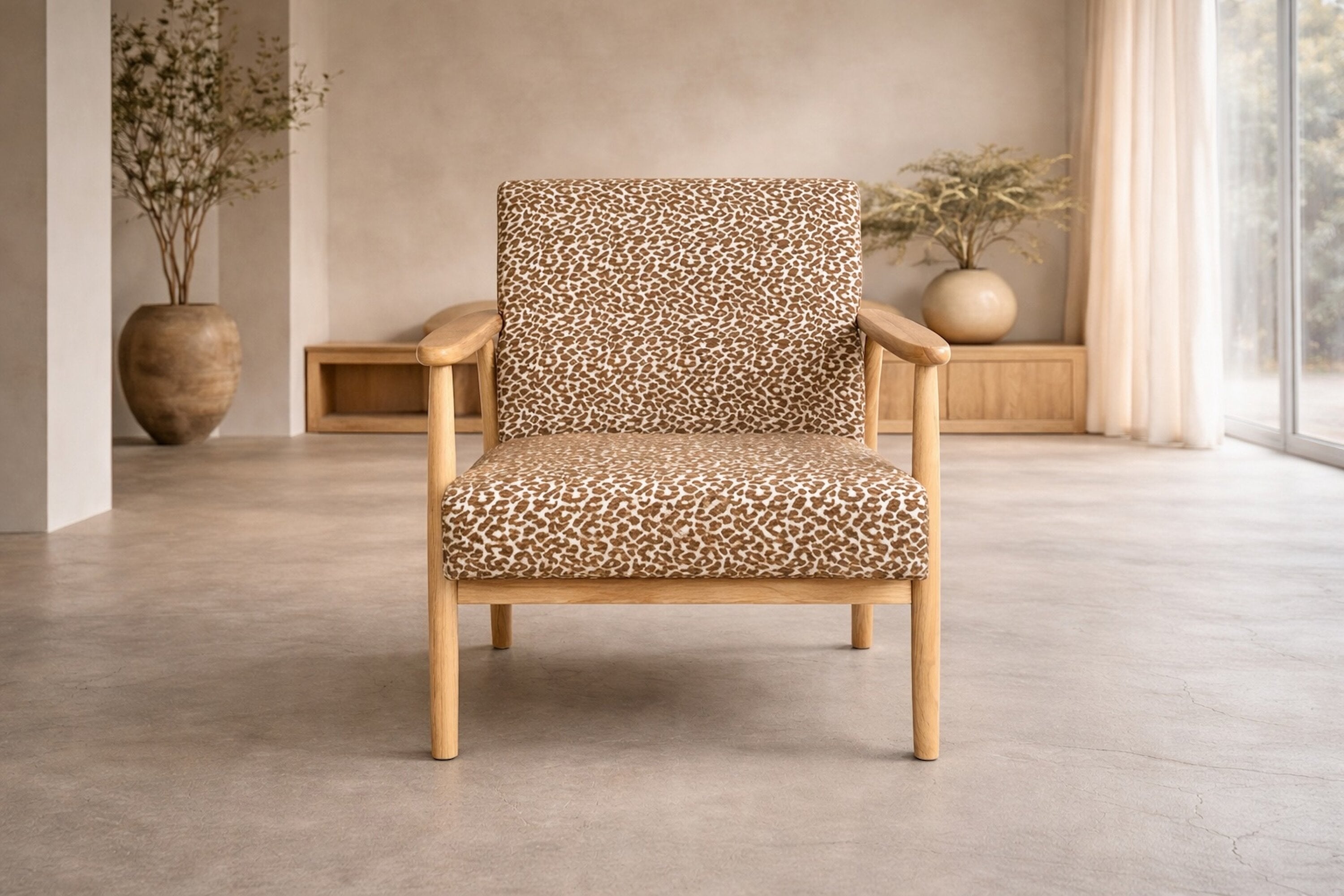 Fauteuil Lareen - van rubberhout met designbekleding