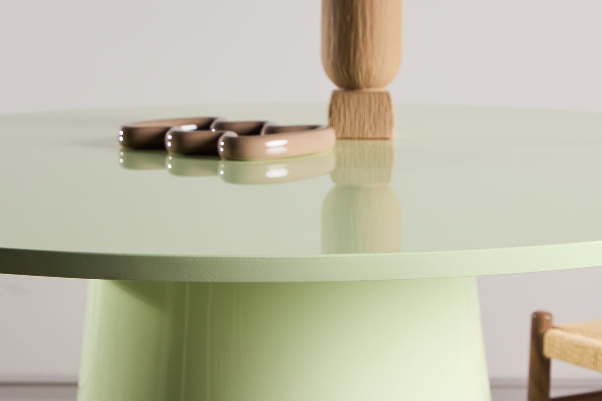 Eettafel Yarra - een ronde eettafel in Scandinavische stijl