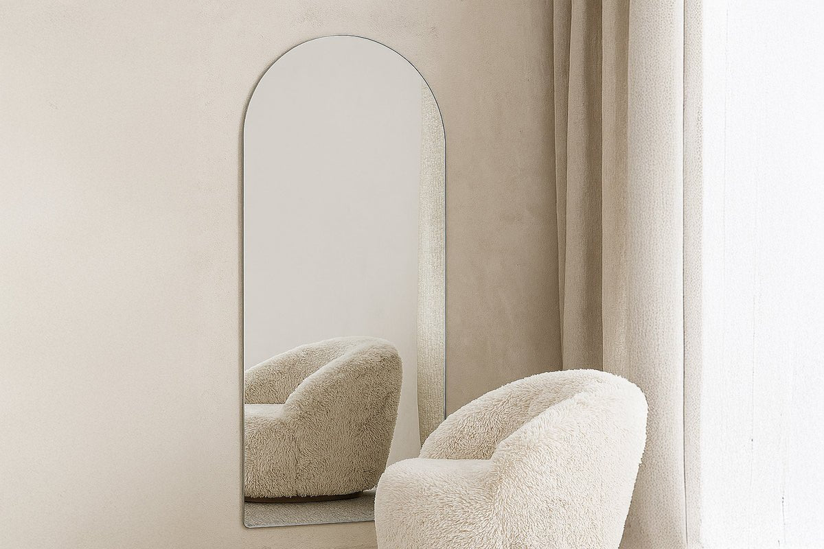 Spiegel Diona – met ovale silhouet