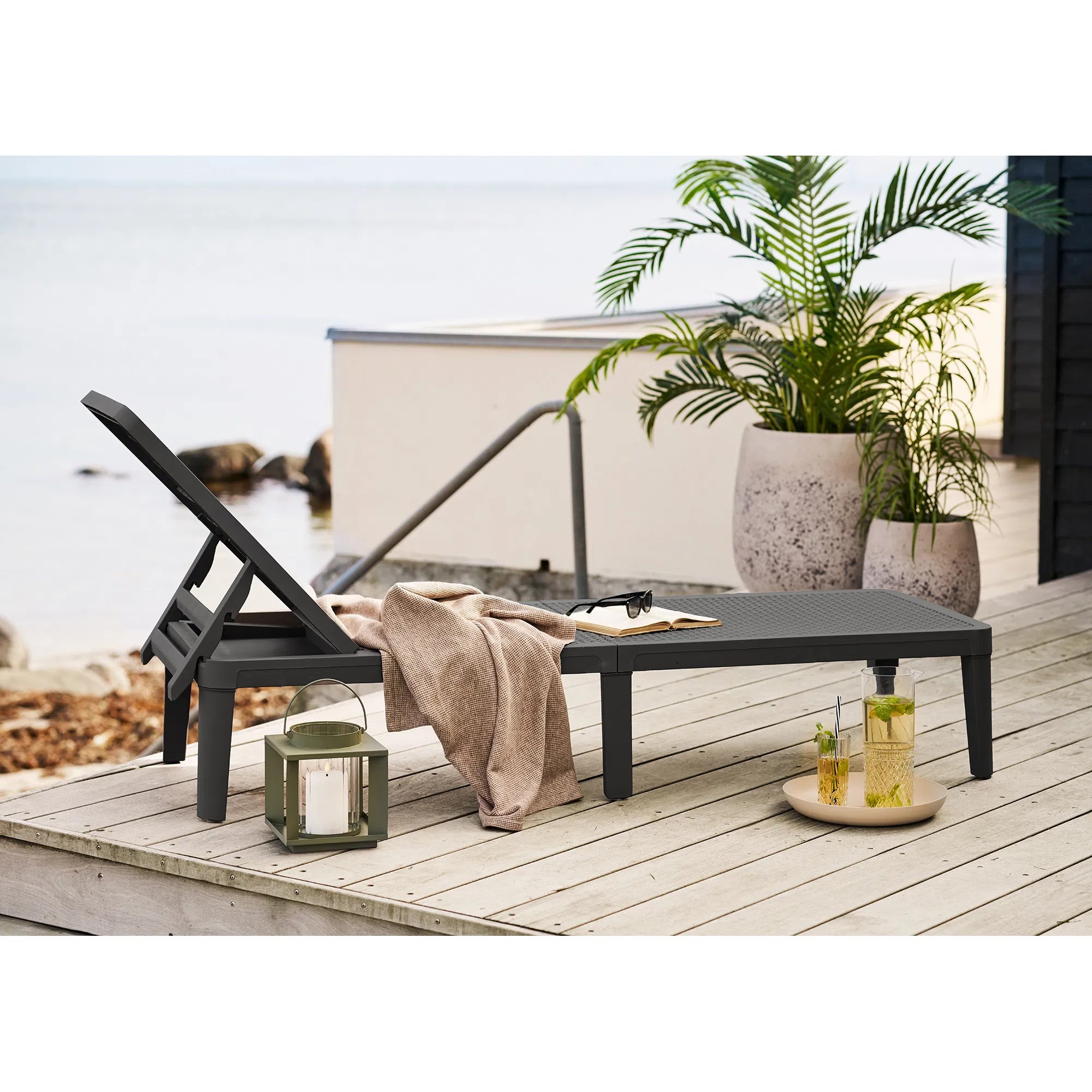 Kaarsenlantaarn Eirnova – vervaardigd uit Metaal en glas