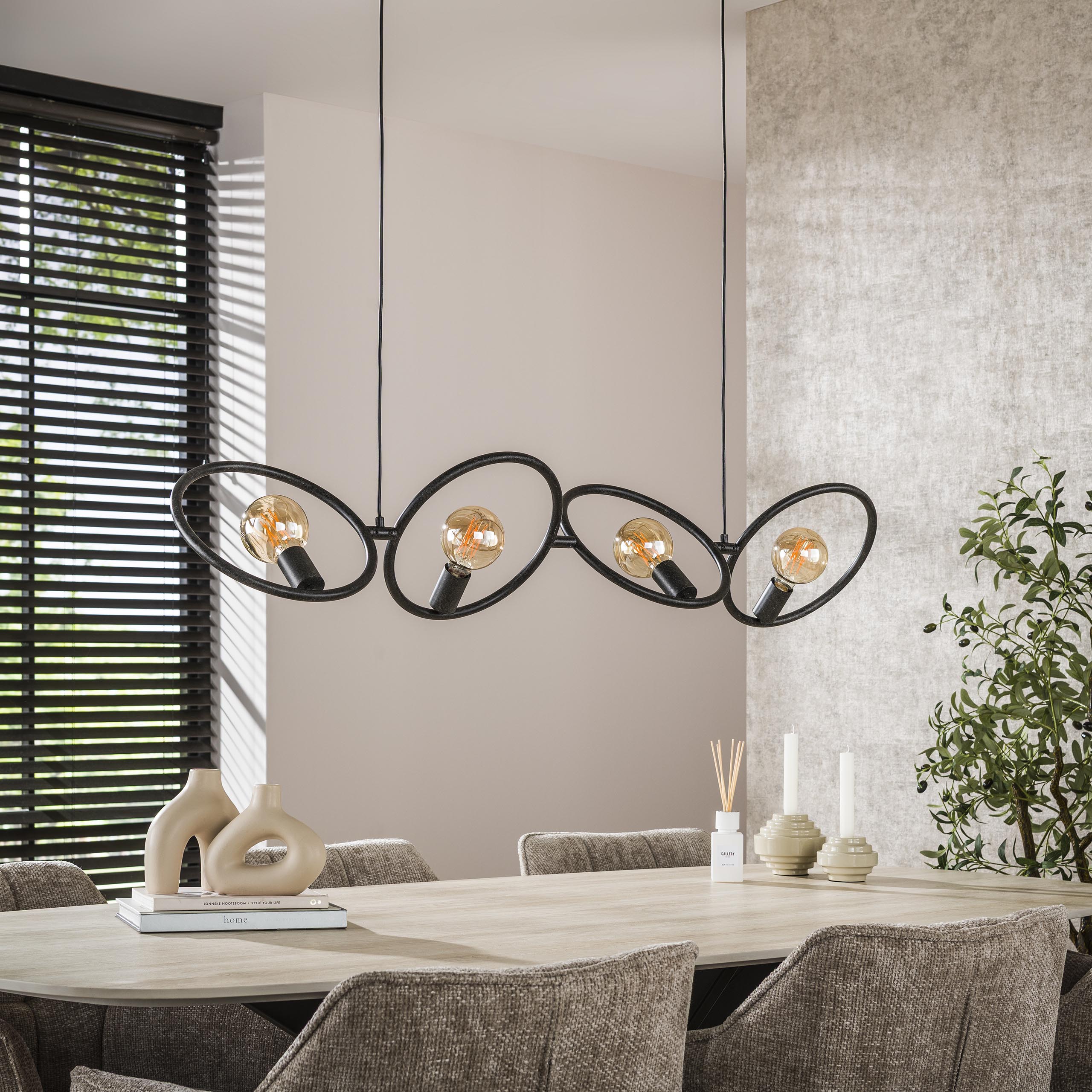Hanglamp „Orlina“ – 4 lampen van arctisch zwart Metaal in Loop-design