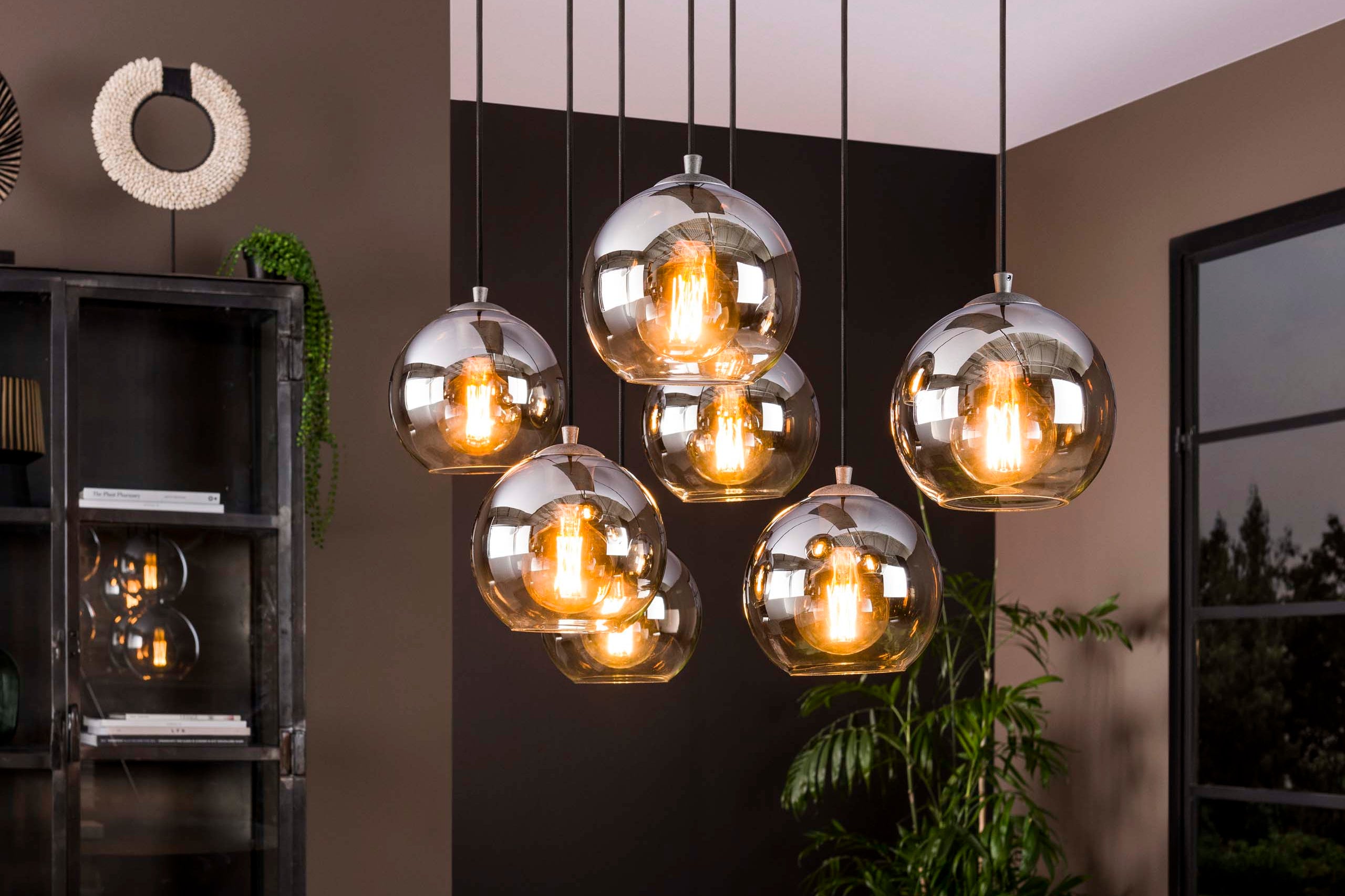 Hanglamp „Clarus“ – rookglas met kleurverloop en metalen armatuur