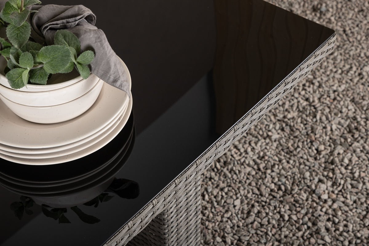 Tuin Eettafel Valerio - 200x100 cm van grijs rattan met glazen blad