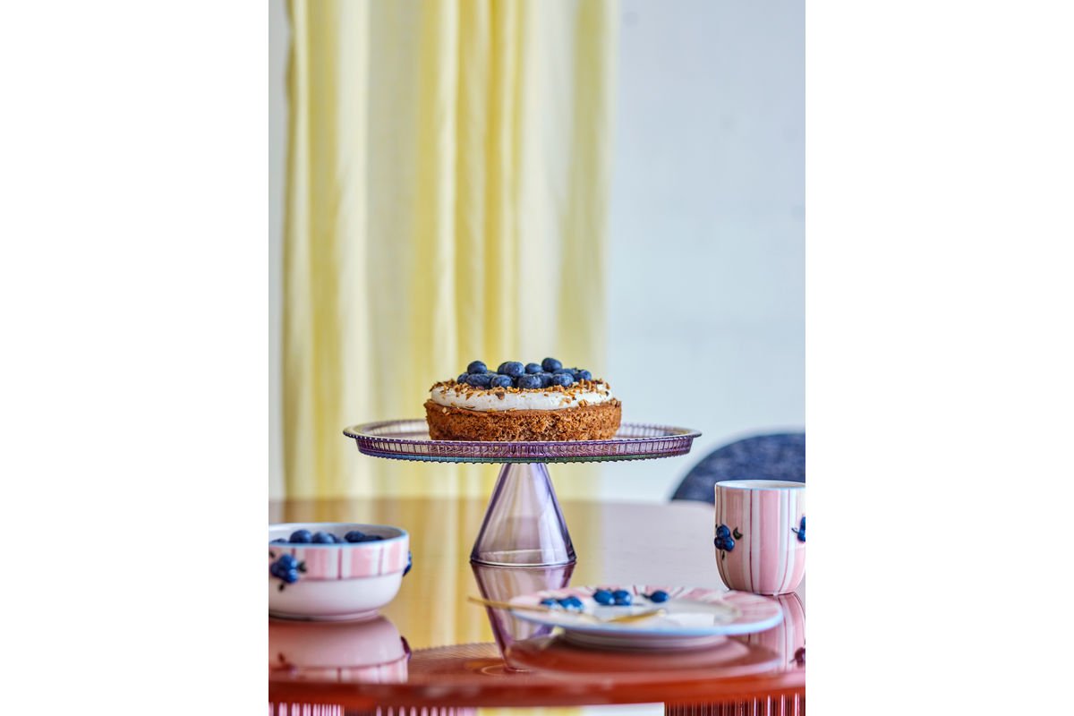 Kuchenteller Liréa met glazen stolp – kleurverloop met fijne ribbelstructuur