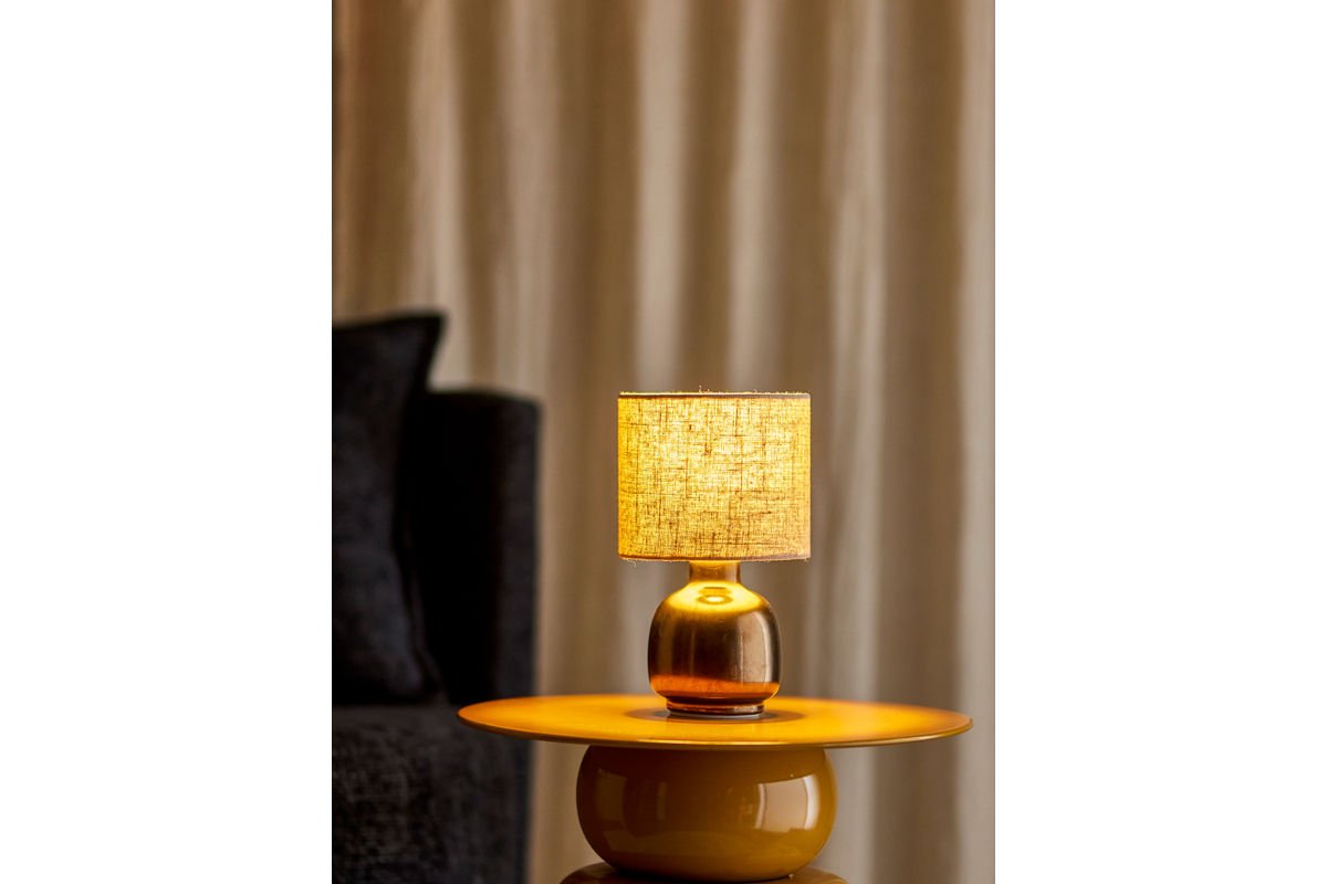 Tafellamp Aurea – steengoed in brons, elegant designobject