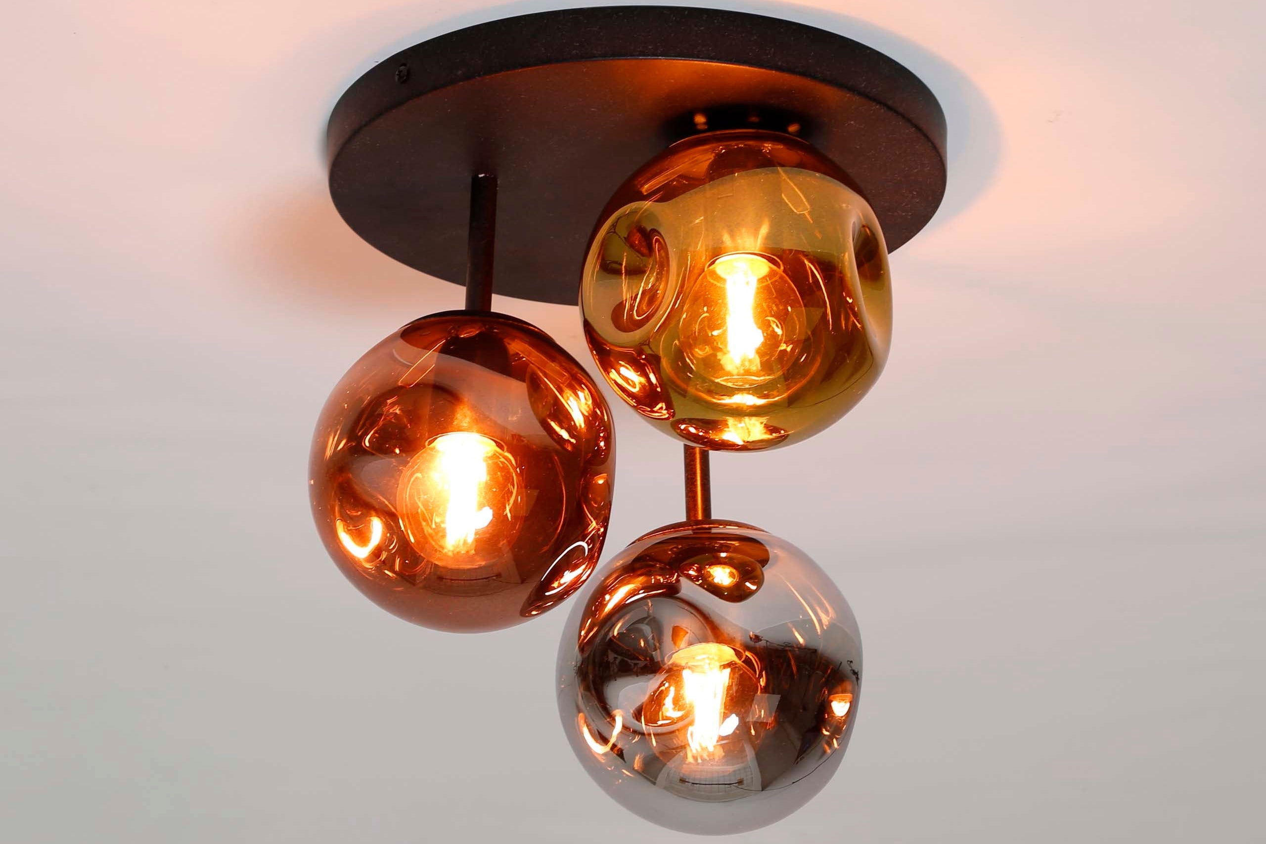 Plafondlamp „Astrae“ – metalen lamp in arctisch zwart met glazen kappen
