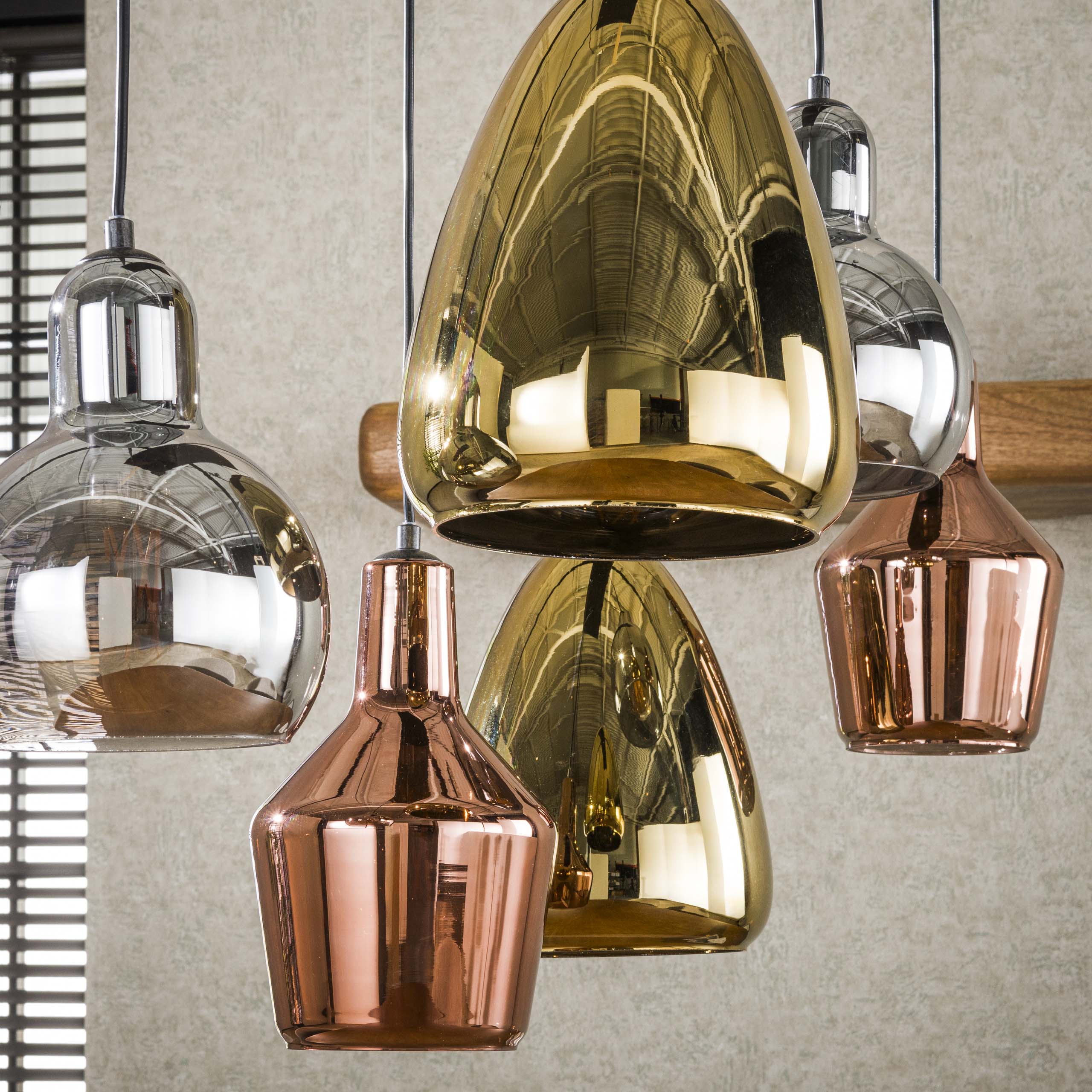 Hanglamp "Arvella" – 6 lampen in goud, koper en chroom in verschillende vormen