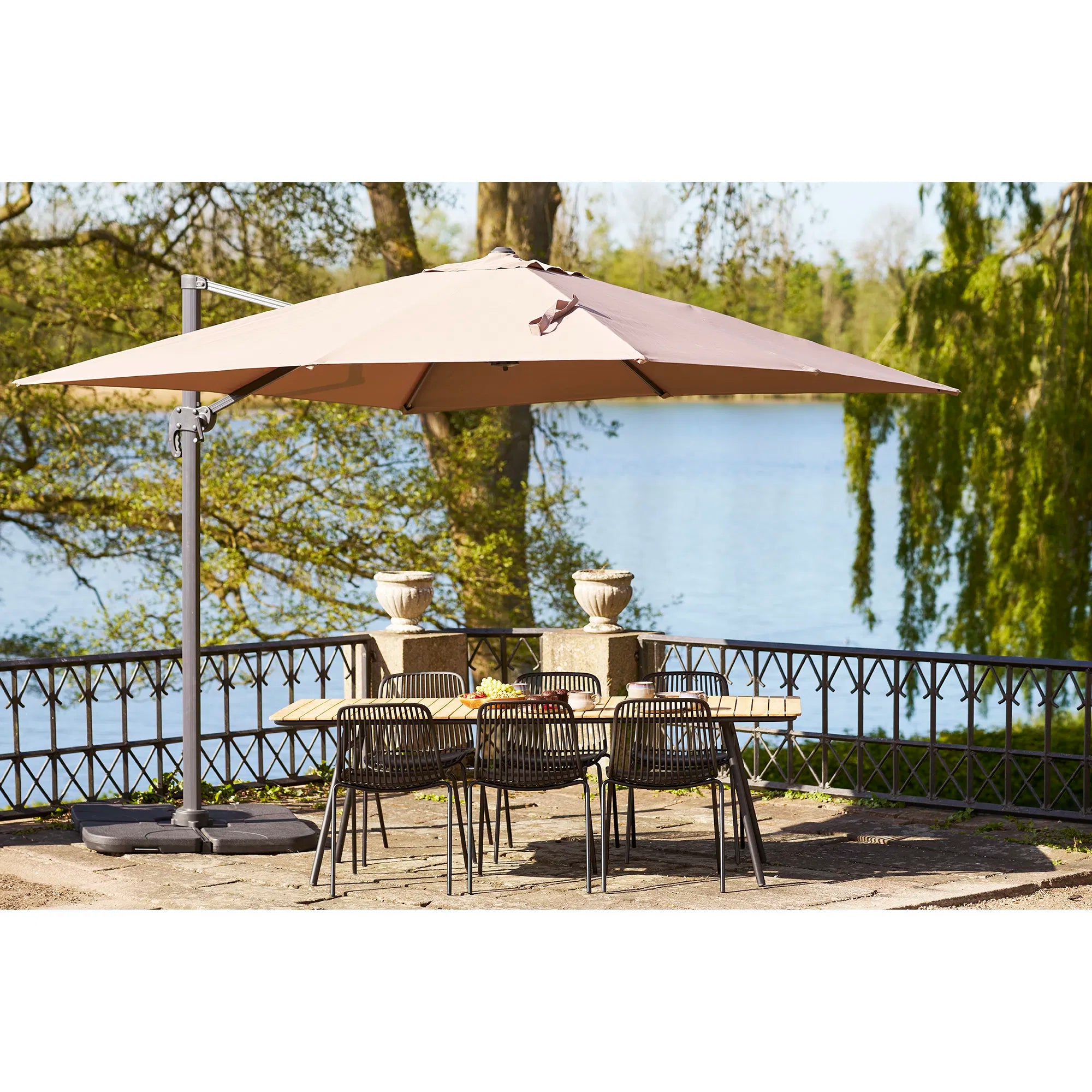 Sonnenschirm Arezzo Pro – 360° schaduw in stijlvol design
