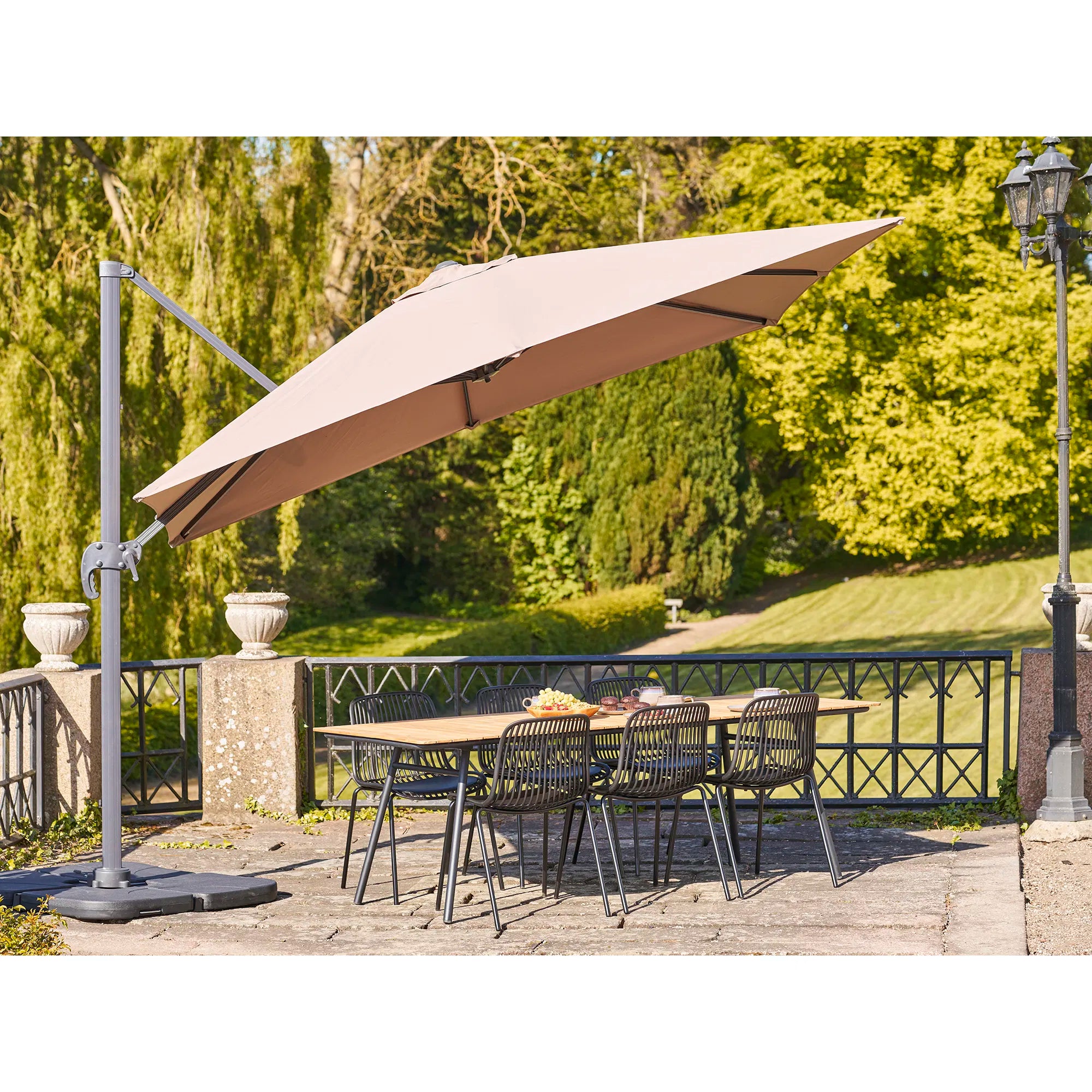 Sonnenschirm Arezzo Pro – 360° schaduw in stijlvol design
