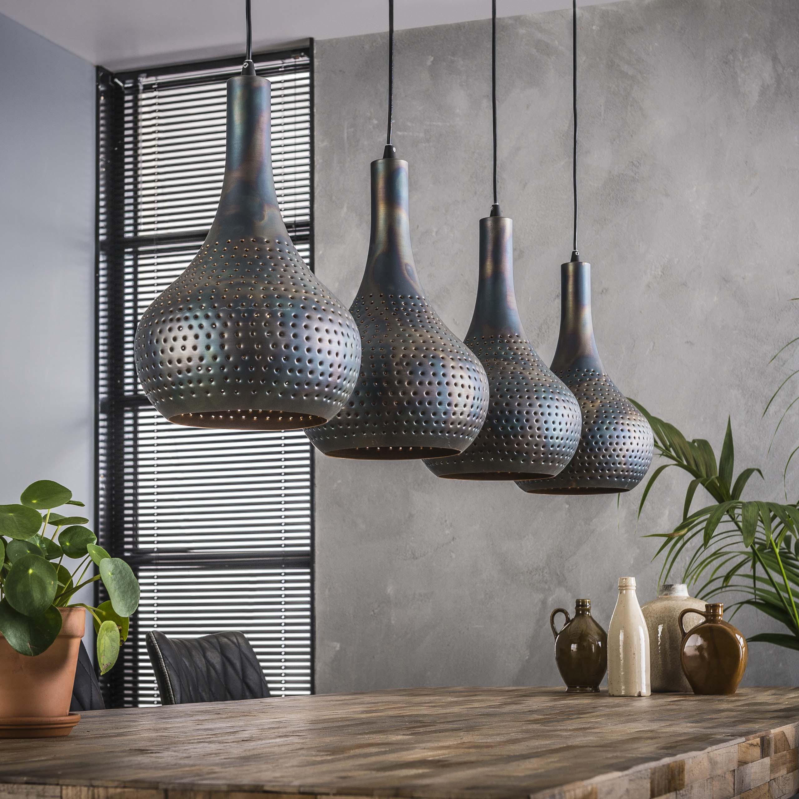 Hanglamp "Celora" – Met 4 conisch gevormde lampenkappen in zwartbruin