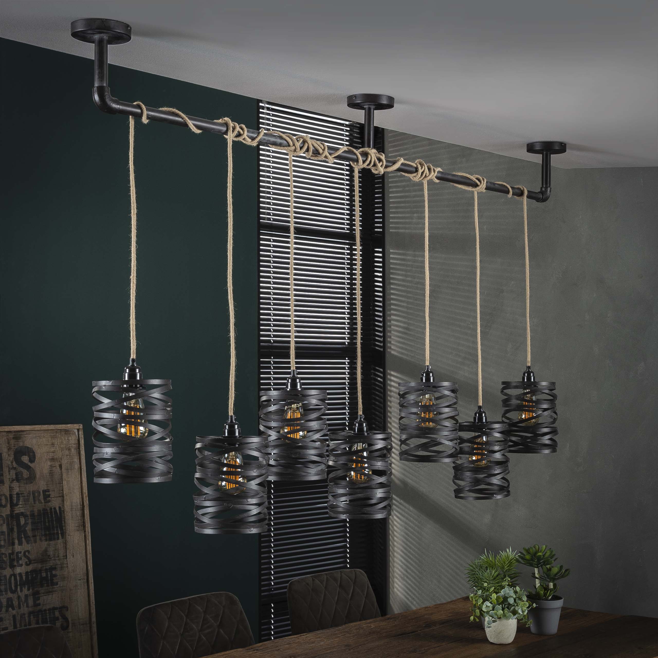 Hanglamp "Selvaris" – Met 7 spiraalvormige lampenkappen en industriële buis-plafondbevestiging