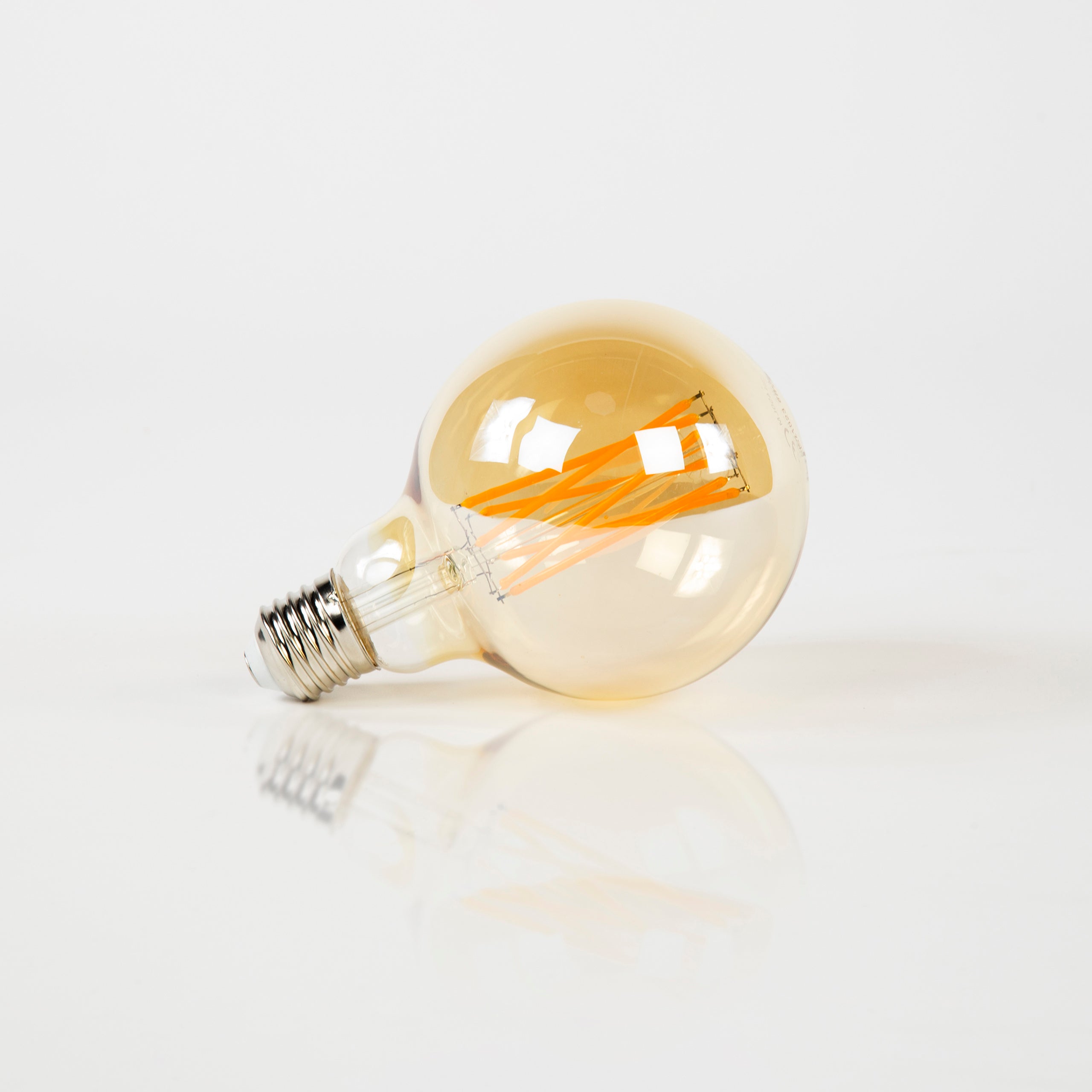 LED-gloeilamp Rara – G95-E27 met amberkleurig glas