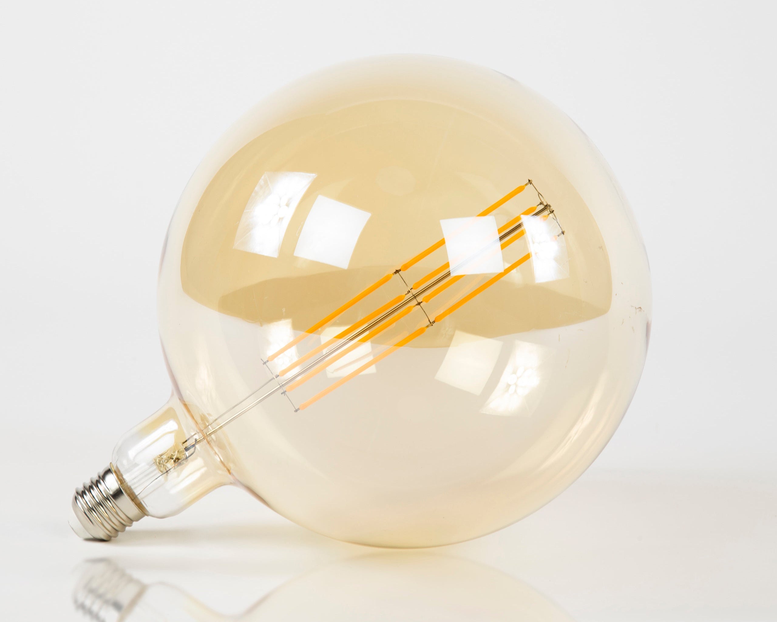 LED-gloeilamp Orin – G200-E27 in XXL-formaat