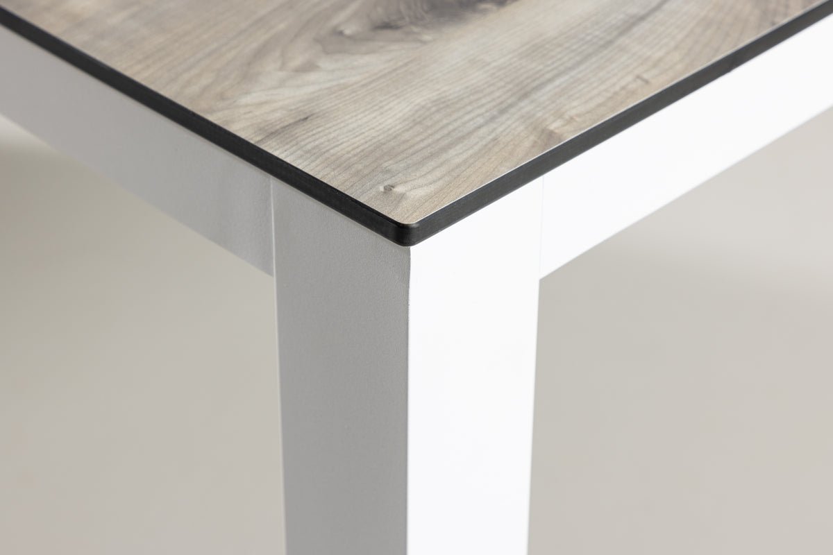 Tuin tafel Kisiwa - een witgrijze eettafel in rechthoekige vorm