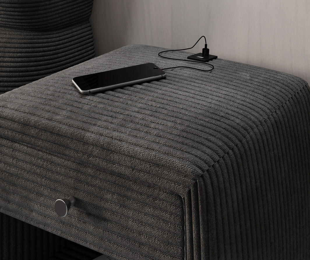 Designer nachtkastje Lilly met USB-aansluiting in Ribstof