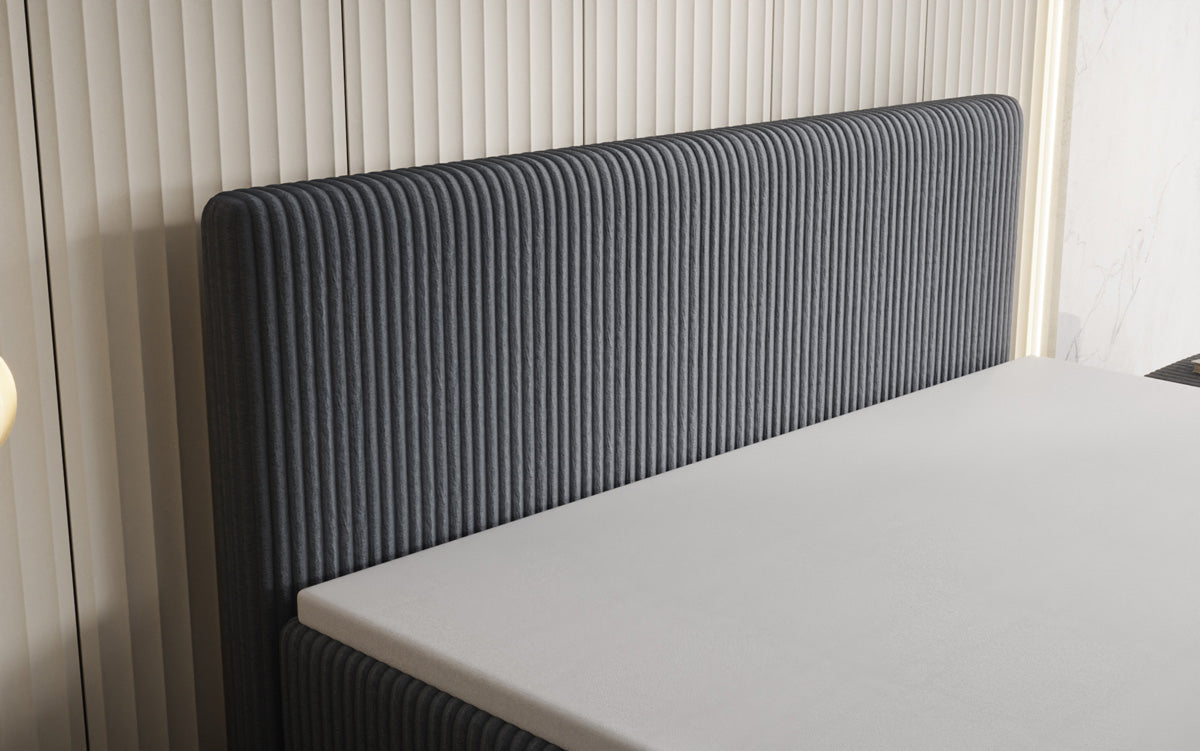 Boxspringbed Kubo King in Ribstof met opbergruimte