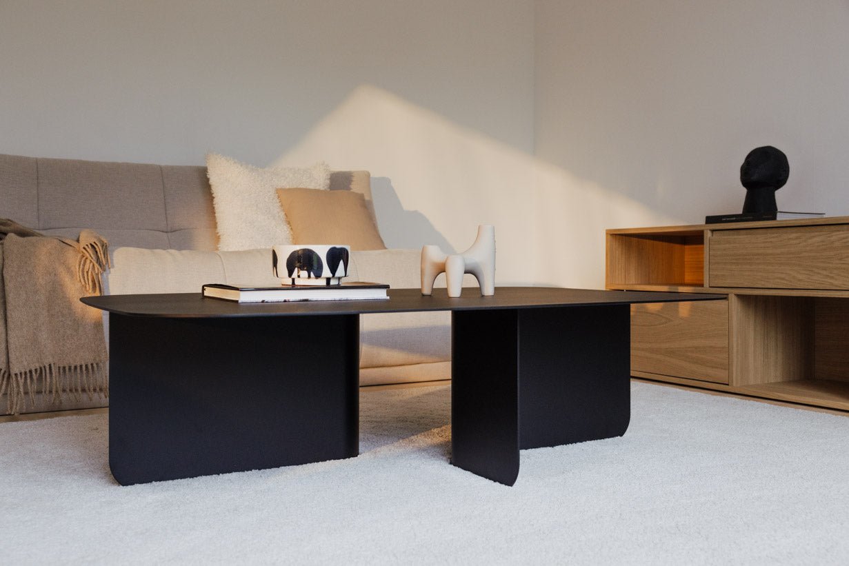 Salontafel Livia – Japandi design van gepoedercoat plaatstaal
