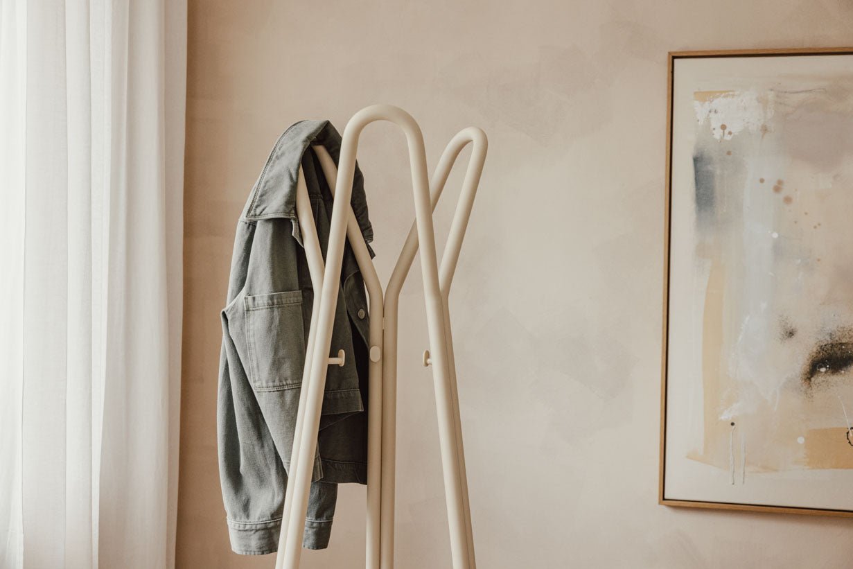 Garderobe Charles – Minimalistische kapstokstandaard van staal
