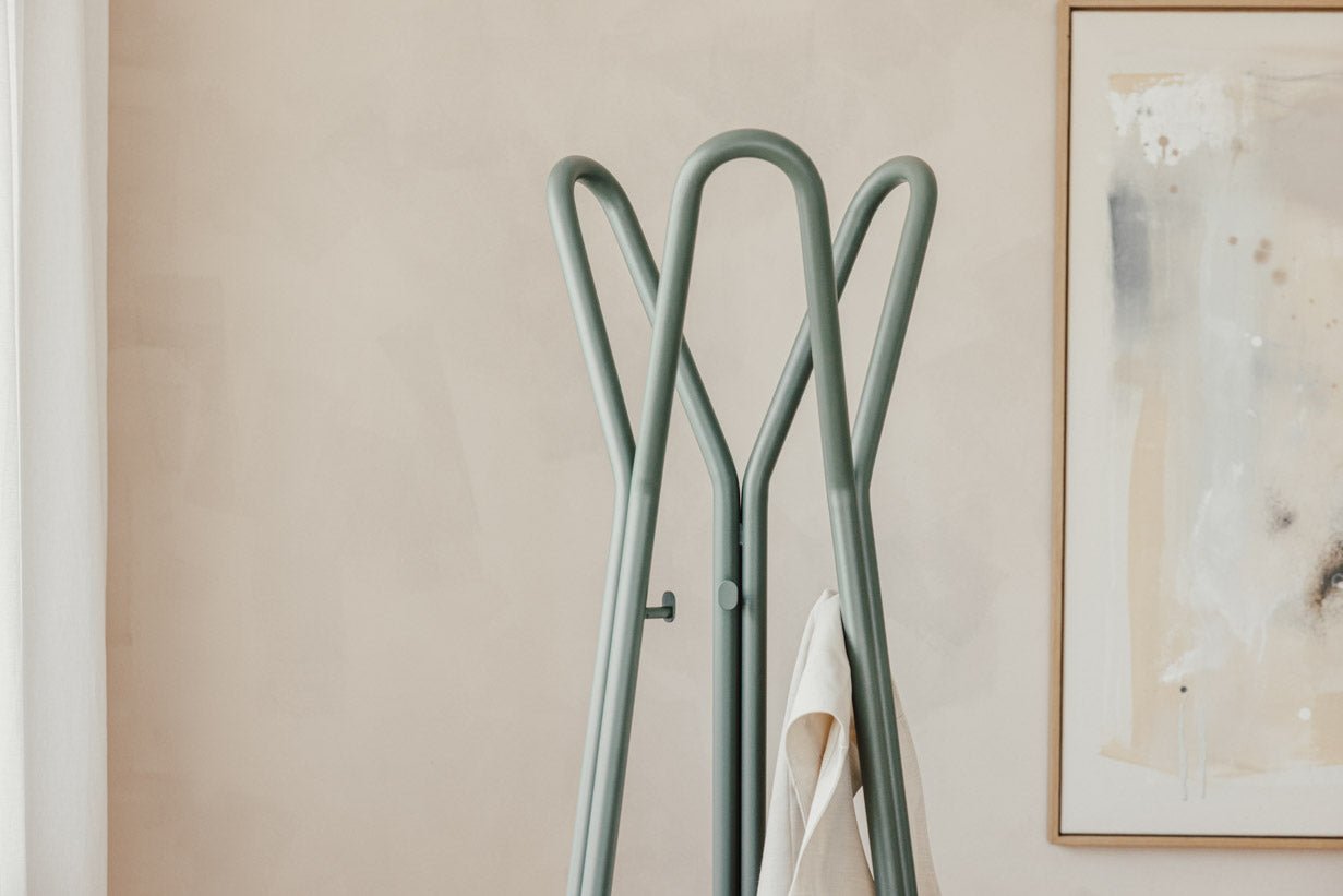 Garderobe Charles – Minimalistische kapstokstandaard van staal