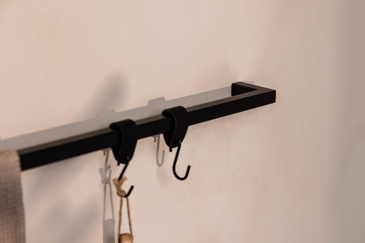 Handdoekhouder Vana – minimalistisch, rond of hoekig, drie breedtes