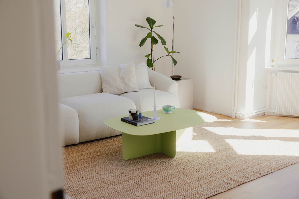 Salontafel Livia – Japandi design van gepoedercoat plaatstaal