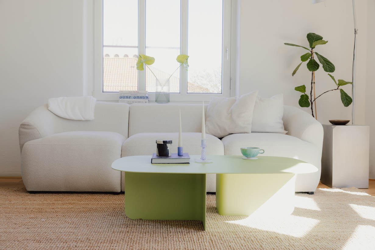 Salontafel Livia – Japandi design van gepoedercoat plaatstaal