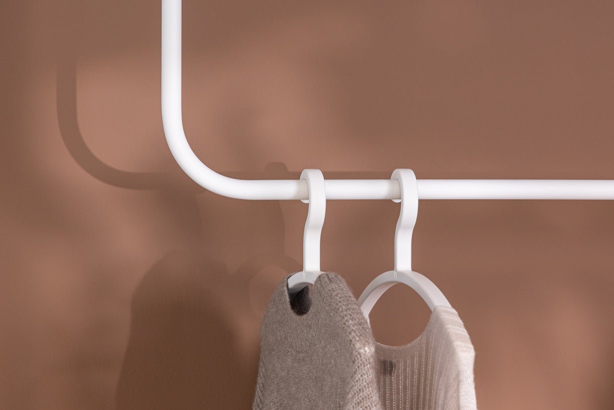 Garderobe/Kledingstang Enio – Afgerond ontwerp met plafondmontage