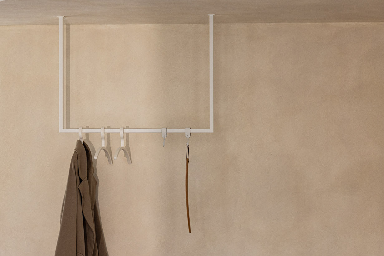 Garderobe/Kledingstang Rubi – Hangend ontwerp van staal