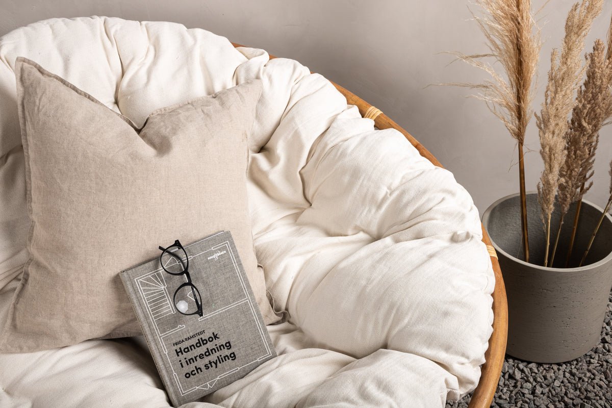 Loungesessel Caroline – aus Rattan inklusive weißem Kissen