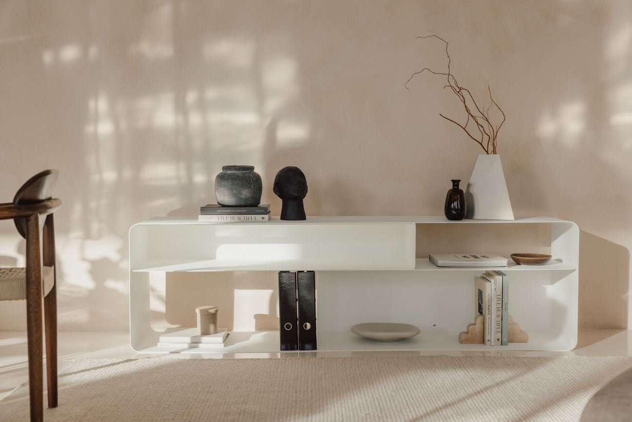 Lowboard Tavir – gepoedercoat staal in retro-look