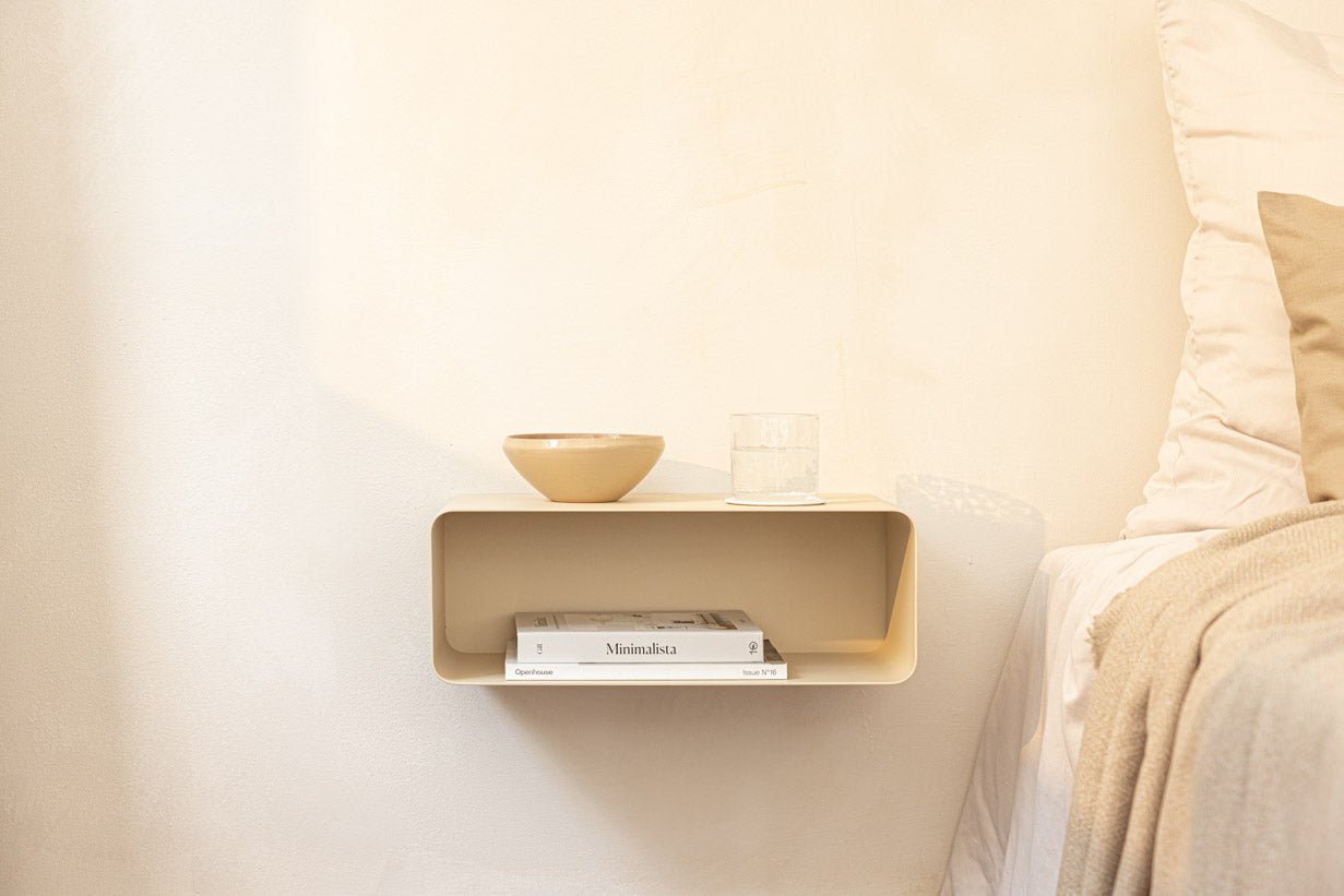 Nachtkastje Nelio – Hangend ontwerp met kabeldoorvoer