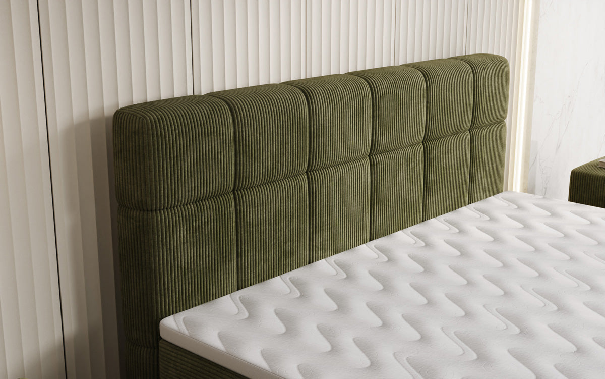 Boxspringbed Vera in Ribstof met hoge poten