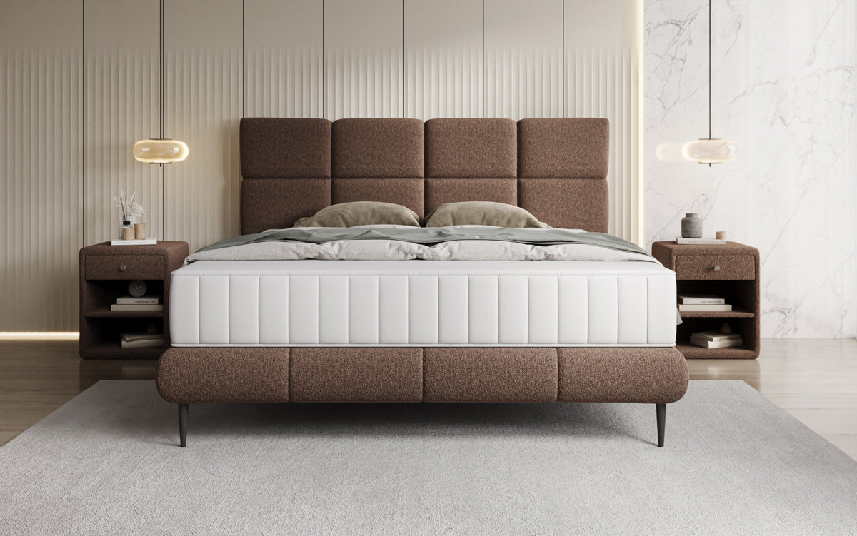 Boxspringbed Nessa met hoge poten in Teddystof Bouclé
