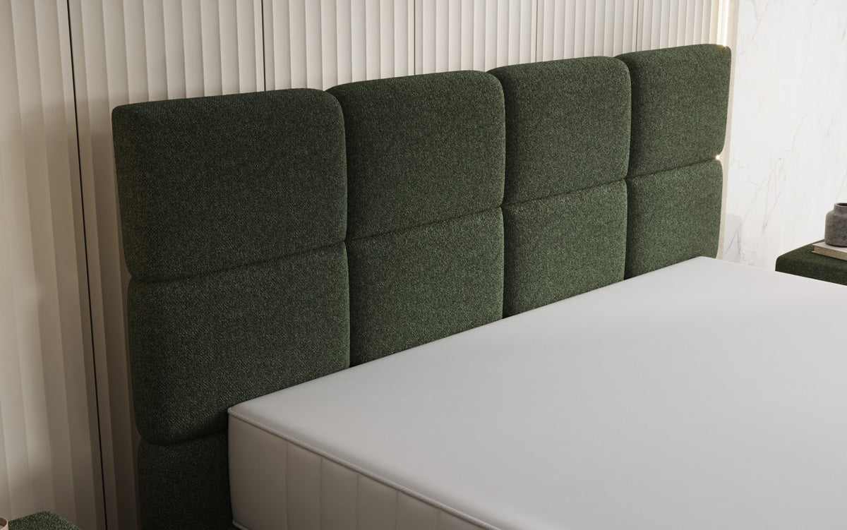 Boxspringbed Nessa met hoge poten in Teddystof Bouclé