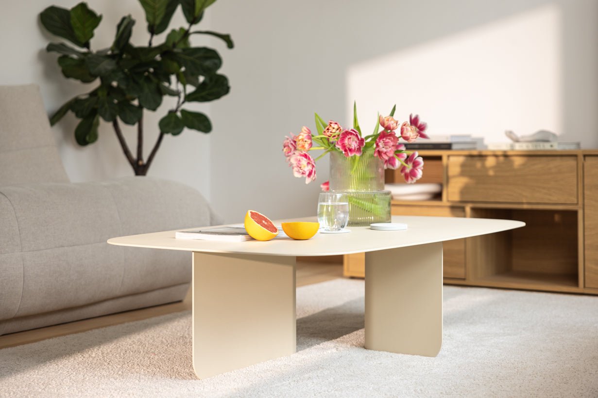 Salontafel Livia – Japandi design van gepoedercoat plaatstaal