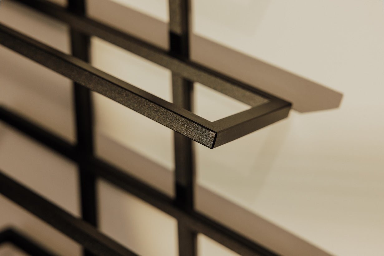 Wijnrek Vinia – Wandrek van Metaal voor stijlvolle wijnopslag