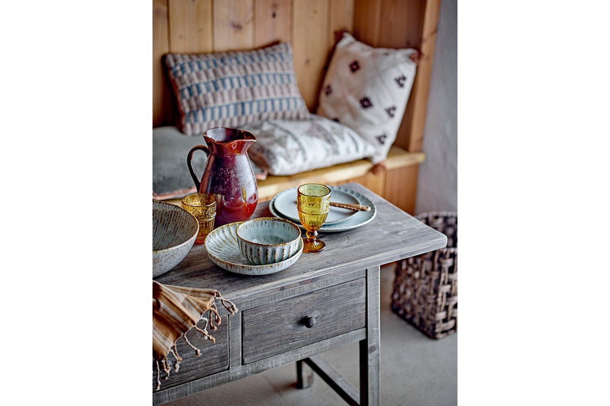 Teller Carméa – gemaakt van steengoed